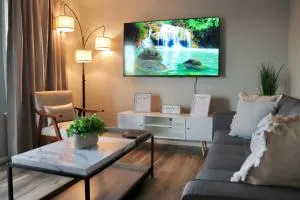 Travelers Oasis - Gómez