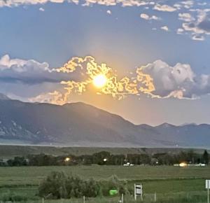 Mountain View Suite - 3hvězdičkové hotely ve městě Ennis