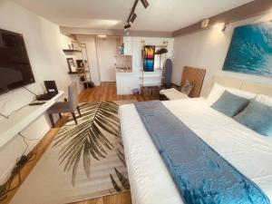 Newly upgrade King bed oceanview 3303