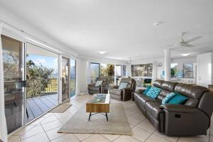 3Bed Ocean views with Pool