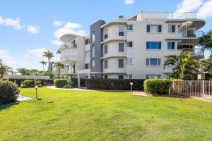 3Bed Ocean views with Pool