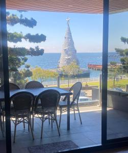 PIER POINT 3 Bedroom Apartment with Bay Views on the Geelong Waterfront - 801