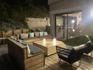 Villas Villa Spacieuse avec Spa - Calme et Proche Plage, Lac et Golfs - FR-1-791-3 : photos des chambres