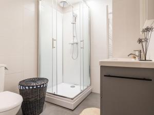 Maisons de vacances Gite chaleureux a Asserac, proche mer, jardin prive, wifi - FR-1-306-1285 : photos des chambres
