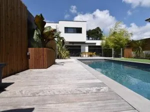 Villa à Capbreton avec Piscine Chauffée, Proche Plages, Pistes Cyclables et Services Hôteliers Inclus - FR-1-791-7 - Orx