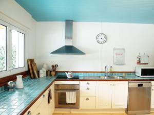 Spacieuse villa au golf avec piscine privée, parking, et services de conciergerie - FR-1-791-23