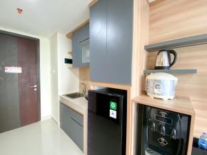 Minimalist Studio at Pollux Chadstone Apartment By Travelio