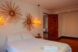 Elegante habitación baño compartido en Poblado -A7