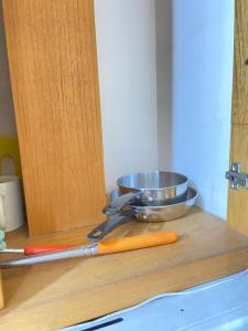 Cozy Studio Room at Galeri Ciumbuleuit 1 Apartment By Travelio