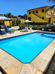 Apartamento 06 - na Praia do Futuro com piscina.