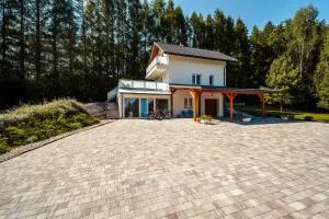 Domek przy Modrzewiach - Helusz