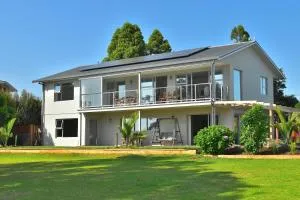 Athenree Beach House - Athenree