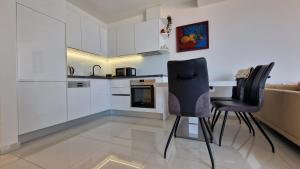 Apartment Njivice 