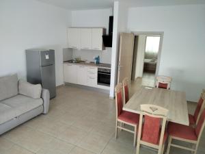 Apartments Novalja Lidija