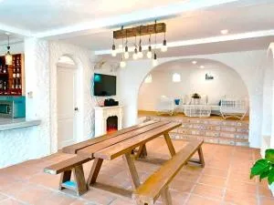 The Mykonos Hot Spring Resort - Tanauan