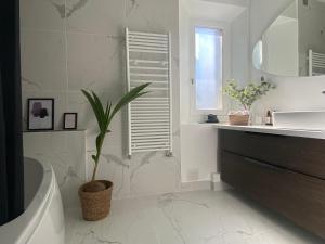 Maison de ville-idéale pour les déplacements pros-35min Paris-versailles-Giverny-