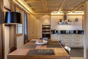 Luxurious Flat with Jacuzzi Sauna