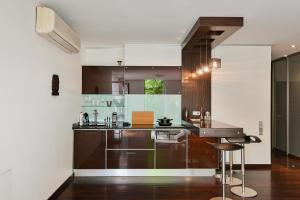 Saint Peters Apartment