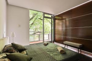 Saint Peters Apartment