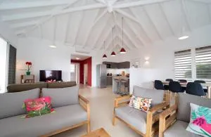 Summer Citadel Villa in Colombier Area - Quartier de Lorient