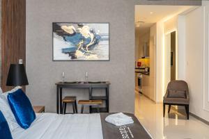 Escape24 Premium Studio in Damac Hills