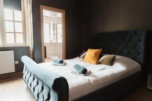Appartements Au Formi'Dole, terrasse avec vue canal : photos des chambres
