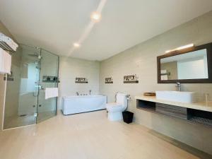 Phòng Deluxe 3 người (Deluxe Triple Room)