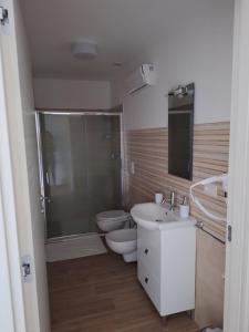 Antonios Holiday Home