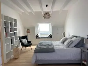 Maison lumineuse - vue sur mer à 150m de la plage - Île de Batz
