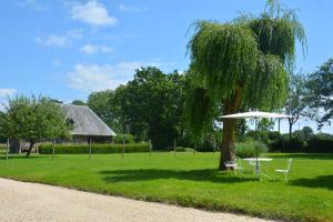 Le Malis - Charming half-timbered family house with large garden