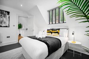 Stylish Apartment - Outdoor Terrace - Wolverhampton - Netlix - Wifi - 9bPC