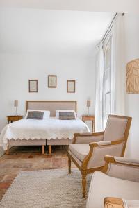 B&B / Chambres d'hotes La Prevote - Hotel Particulier & Restaurant : photos des chambres