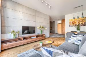 Park Apartment Old Town by Noclegi Renters