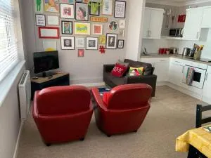 Jurassic Coast Holiday Home - بيرتون برادستوك