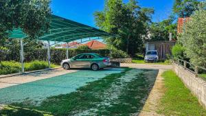 Apartments Mirela 