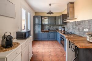 Maisons de vacances L-Occitane ~ Piscine ~ Climatisation ~ Parking : photos des chambres