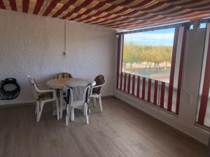Modern apartment in Torrevieja with spacious terrace and 250m from the beach