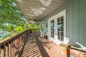 Lakeside Retreat with Private Boat Ramp home - Lower Lake