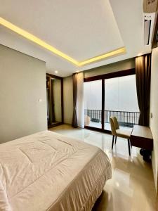 Classy new 5 BR villa in Kuta