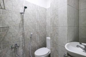 Saloka Guest House & Residence