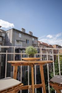 Design Park Residence - StayFLOK