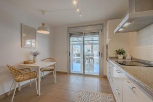 2BDR Apt with Terrace in Puerto de Santiago