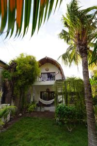 Bungalow Nhìn ra vườn (Bungalow with Garden View)