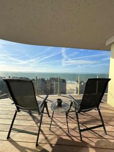 Huswell - Spacious apartment with huge terrace with sea view