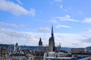 Rouen Hypercentre - Seine en vue