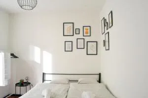 A Jump into Lugano' Society - Porza