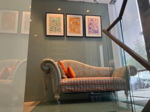 Modern self-contained Ground and Basement studios