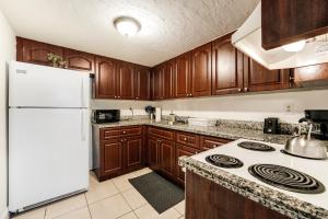 Stylish 3 Bedroom Miami Retreat Close Brickell