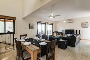 Villa Vounos - 5 Bedroomen-suit with pvt pool
