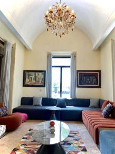 Luxurious & Comfy Golf Gem Pool Pergola View